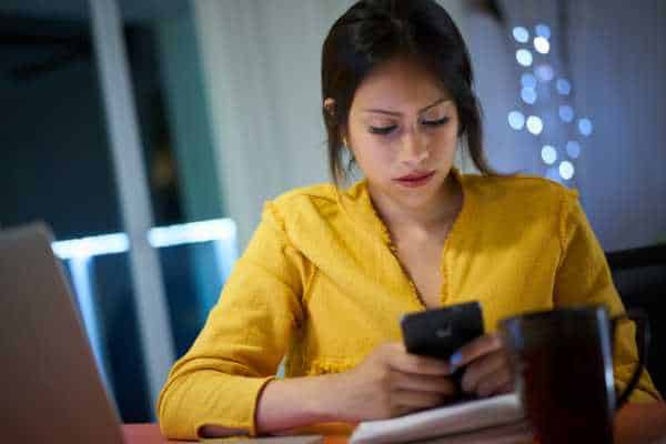 ¿Cómo Usar WhatsApp Con Varios Agentes En El Mismo Número?